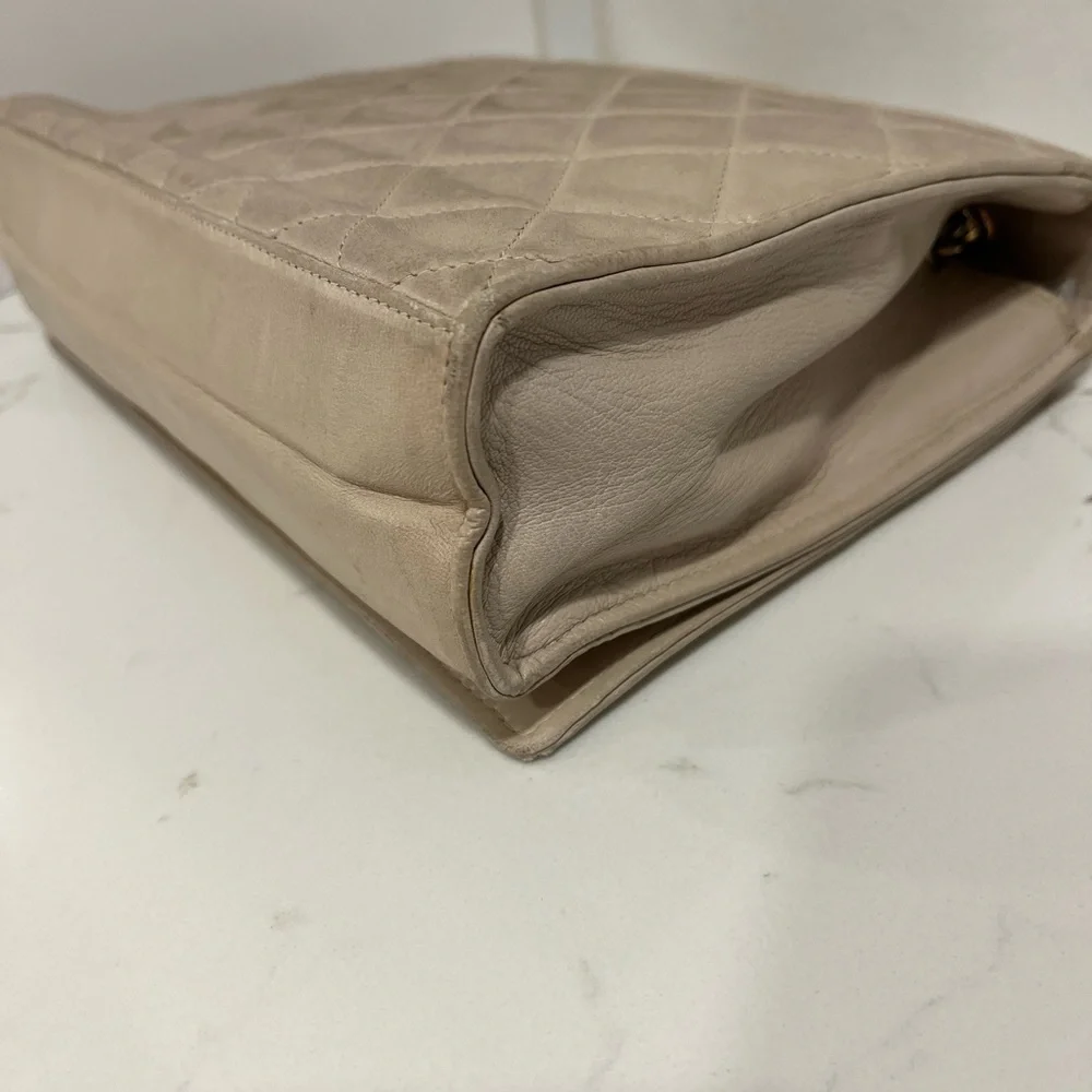 Chanel Lambskin Cream Shoulder Bag